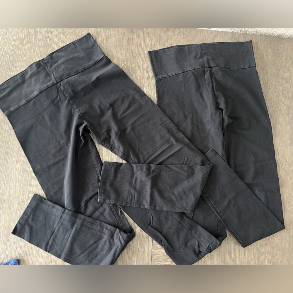 Black leggings